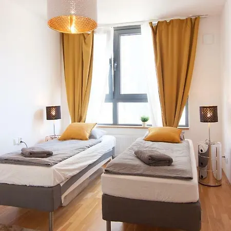 Apollo - Key-box - Free Parking Apartment *