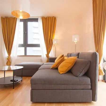 Apollo - Key-box - Free Parking Apartment *