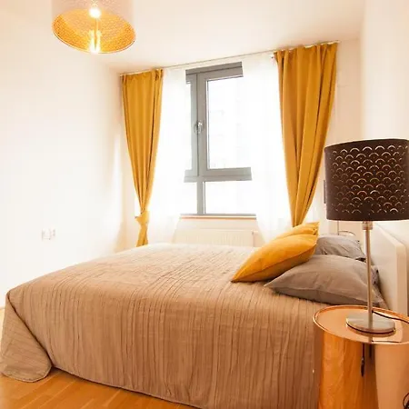 Apollo - Key-box - Free Parking Apartment *